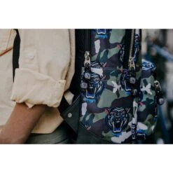 Pick & Pack Dangerous Cat AOP Backpack M Camo -Mode Tassen Winkel image 10109