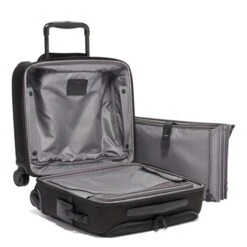 Tumi Alpha Compact 4 Wheel Brief Black II 11 Tumi Alpha Compact 4 Wheel Brief Black II -Mode Tassen Winkel image 1548