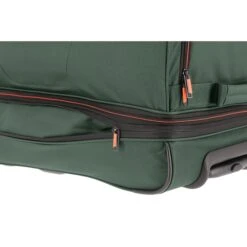 Travelite Basics Wheeled Duffle 70 Expandable Dark Green 11 Travelite Basics Wheeled Duffle 70 Expandable Dark Green -Mode Tassen Winkel image 2290