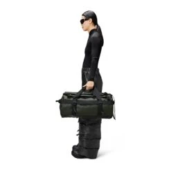 Rains Texel Duffel Bag Small W3 Green 12 Rains Texel Duffel Bag Small W3 Green -Mode Tassen Winkel image 4015