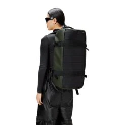 Rains Texel Duffel Bag Small W3 Green 13 Rains Texel Duffel Bag Small W3 Green -Mode Tassen Winkel image 4016