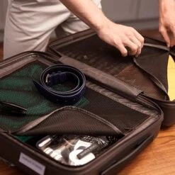 Horizn Studios H5 Smart Cabin Trolley Light Quartz Grey 16 Horizn Studios H5 Smart Cabin Trolley Light Quartz Grey -Mode Tassen Winkel image 461