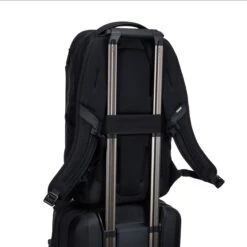 Thule Accent Backpack 23L Black 17 Thule Accent Backpack 23L Black -Mode Tassen Winkel image 5103