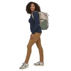 Patagonia Refugio Day Pack 30L Pitch Blue -Mode Tassen Winkel image 5187