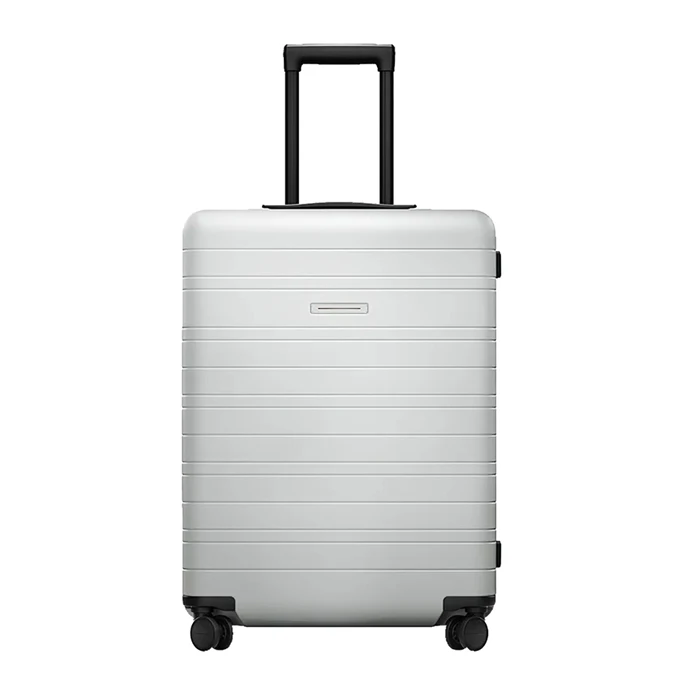 Horizn Studios H6 Essential Check-In Trolley M Light Quartz Grey 1 Horizn Studios H6 Essential Check-In Trolley M Light Quartz Grey
