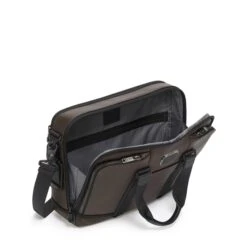 Tumi Alpha Bravo Albany Advanced Brief Dark Brown 9 Tumi Alpha Bravo Albany Advanced Brief Dark Brown -Mode Tassen Winkel image 6744