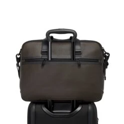 Tumi Alpha Bravo Albany Advanced Brief Dark Brown 11 Tumi Alpha Bravo Albany Advanced Brief Dark Brown -Mode Tassen Winkel image 6746