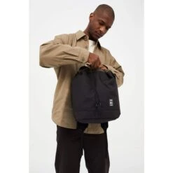 Lefrik Scout Backpack Metal Hook Black -Mode Tassen Winkel image 7900