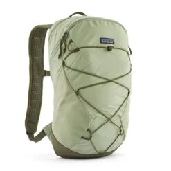 Patagonia Altvia Pack 14L M Salvia Green -Mode Tassen Winkel image 8937